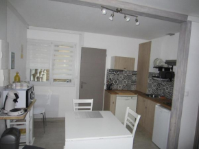 Studio hyper centre avec terrasse à 1 rue de la plage., Dieppe